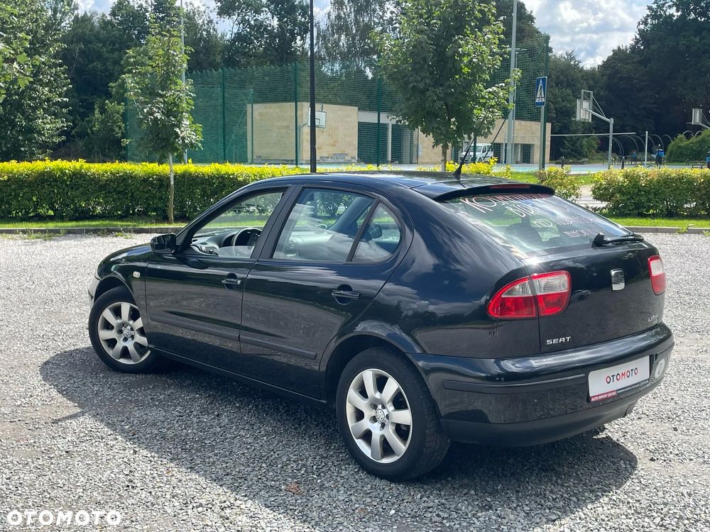 Seat Leon 1.8 Signo - 24