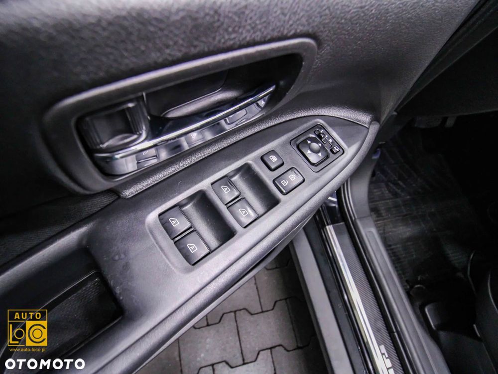 Mitsubishi Outlander 2.0 Instyle Navi 4WD CVT - 27