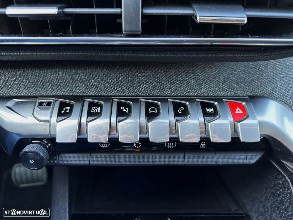 Peugeot 3008 BlueHDi 130 Stop & Start EAT8 Crossway - 33