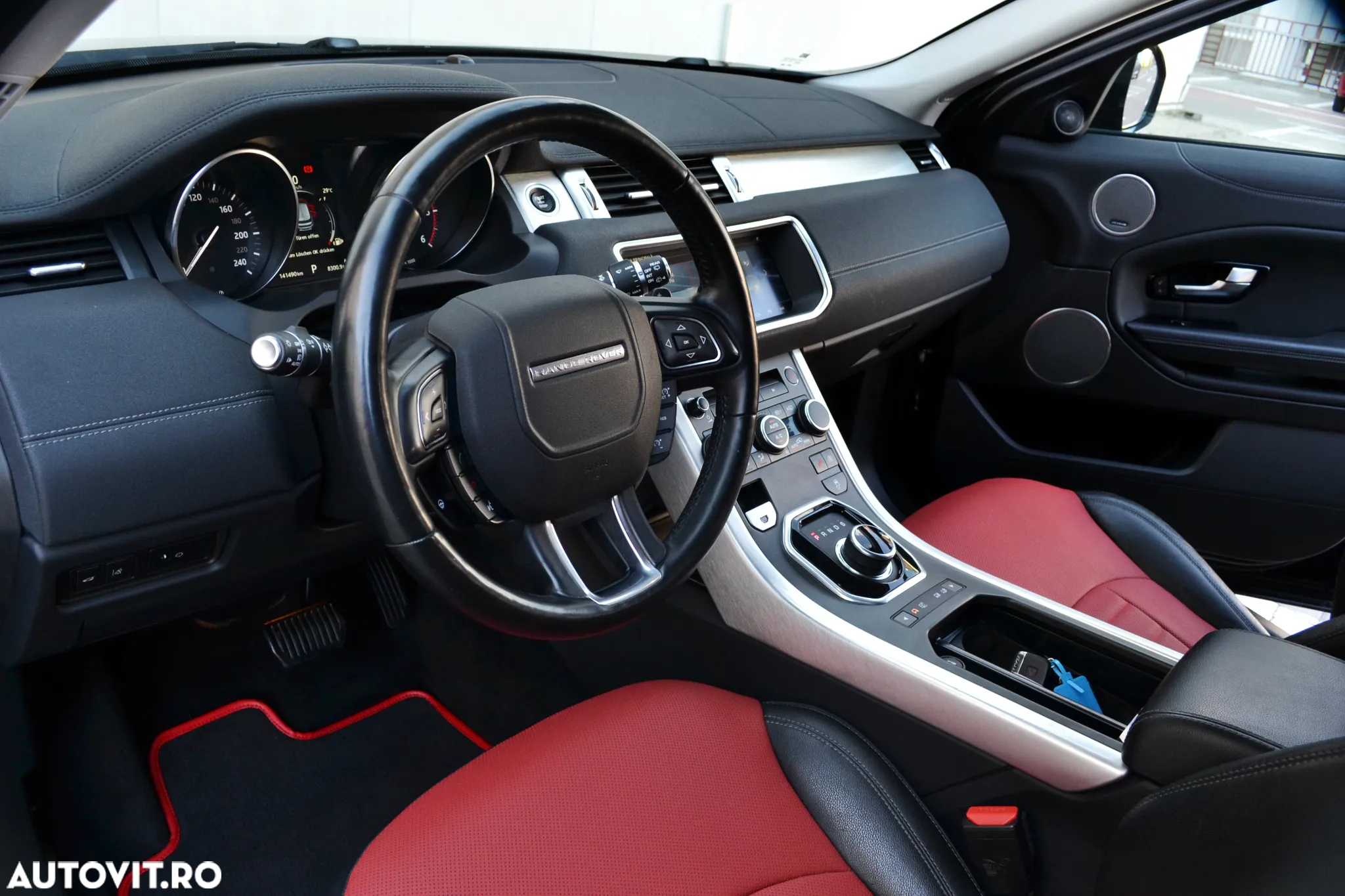 Land Rover Range Rover Evoque 2.0 D200 MHEV SE - 8