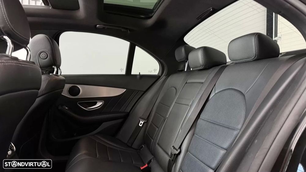 Mercedes-Benz C 180 d AMG Line - 30