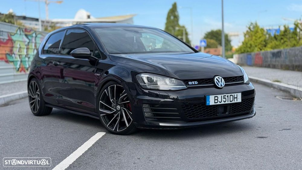 VW Golf 2.0 TDi GTD DSG - 38