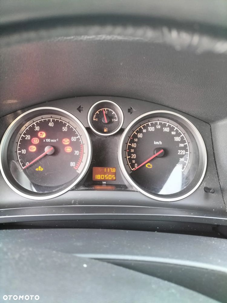 Opel Zafira - 3