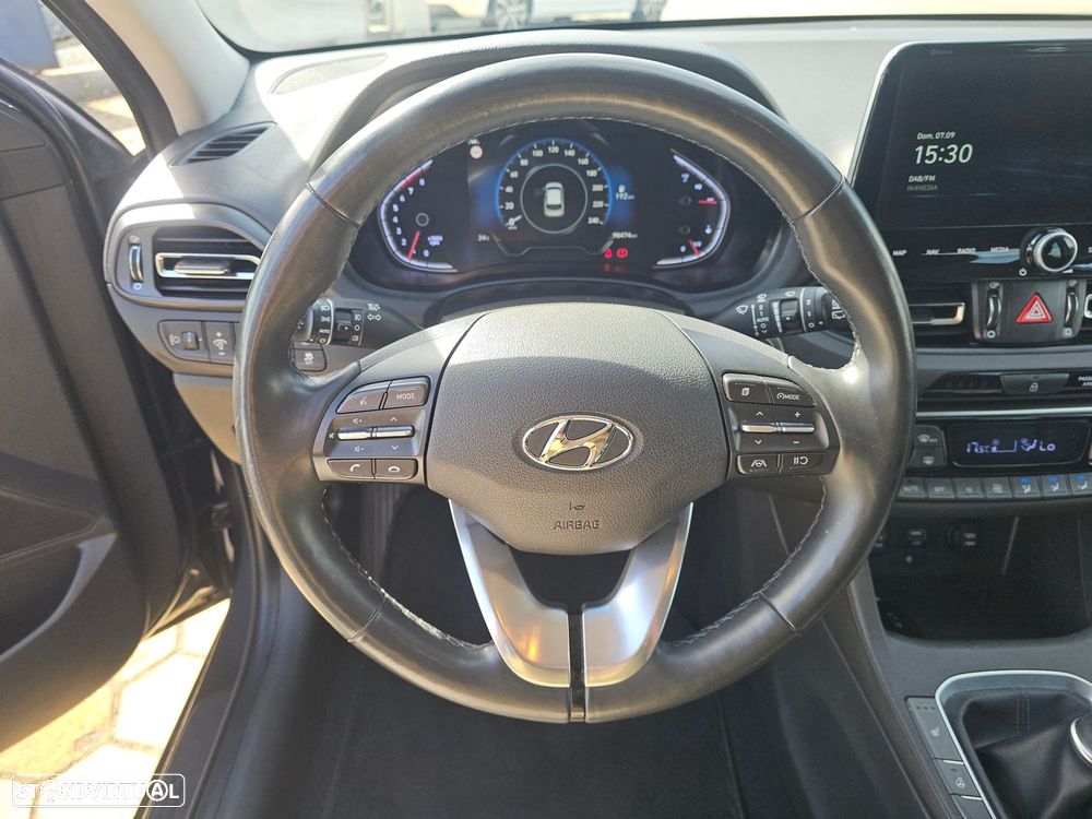 Hyundai i30 SW 1.0 T-GDI Premium - 23