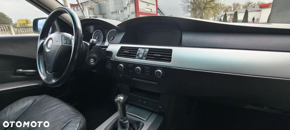 BMW Seria 5 - 16