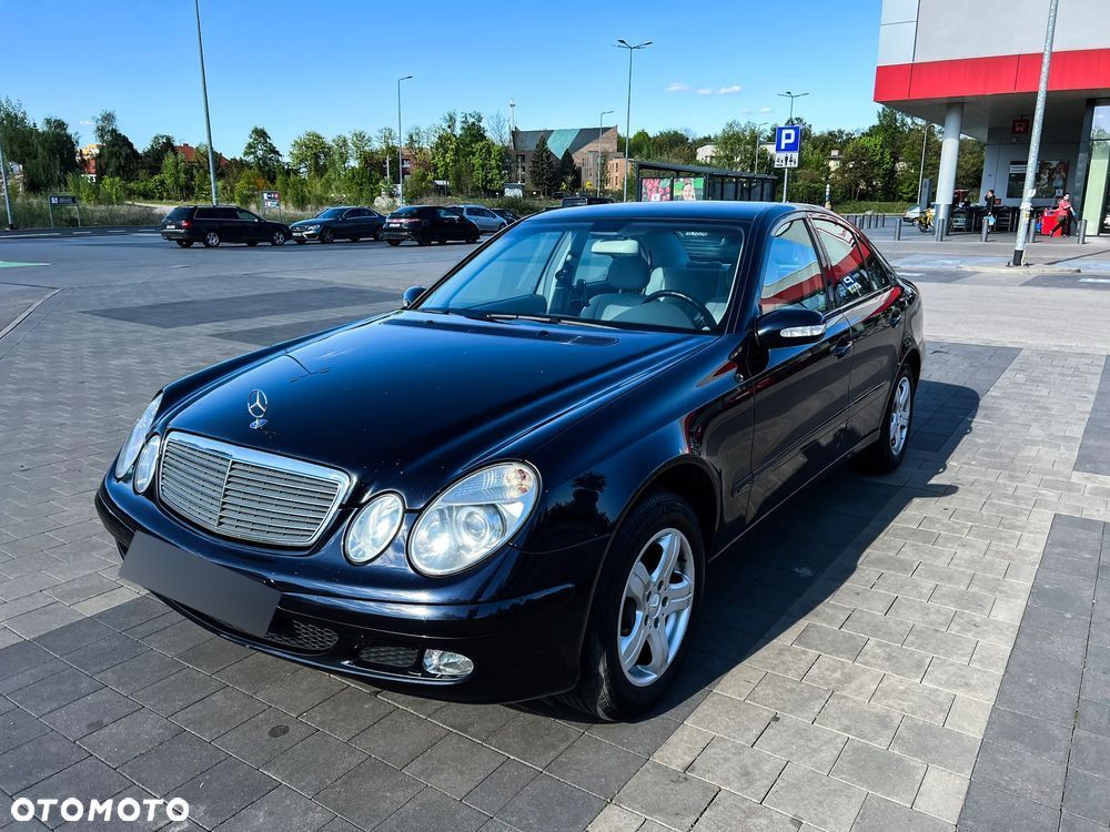 Mercedes-Benz Klasa E 200 Kompressor T Classic - 1
