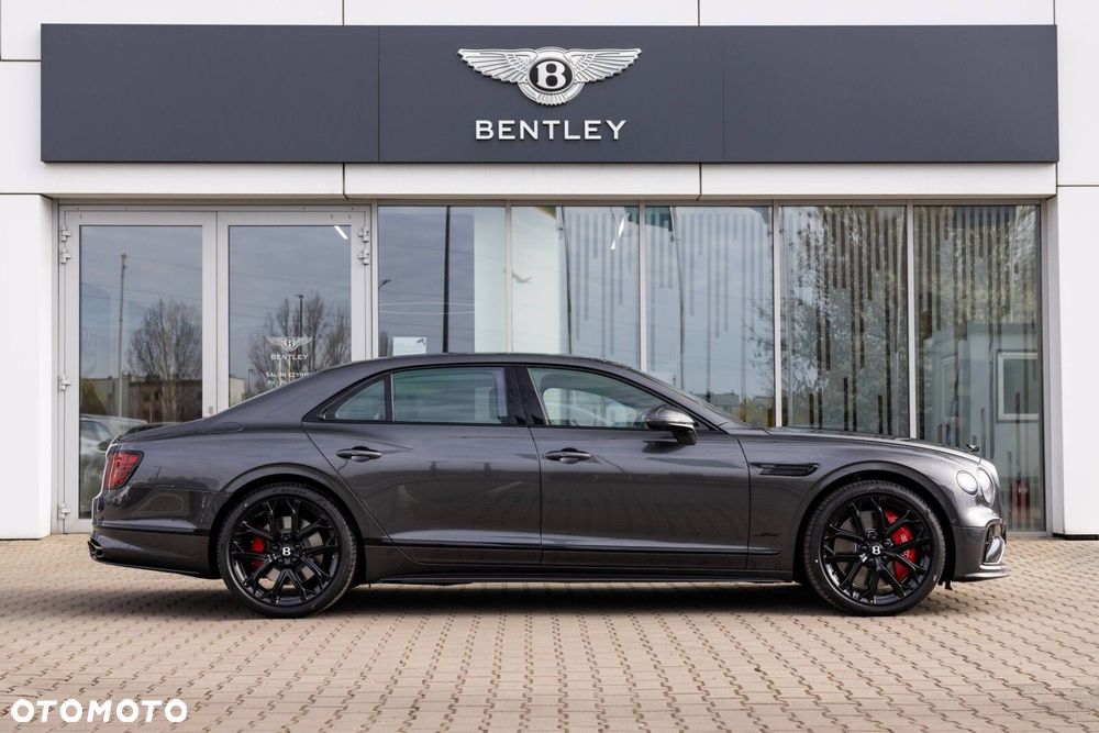 Bentley Flying Spur - 3