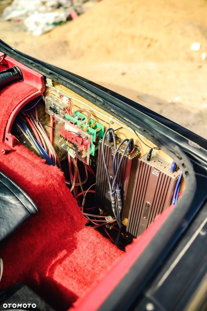 Chevrolet Camaro - 21