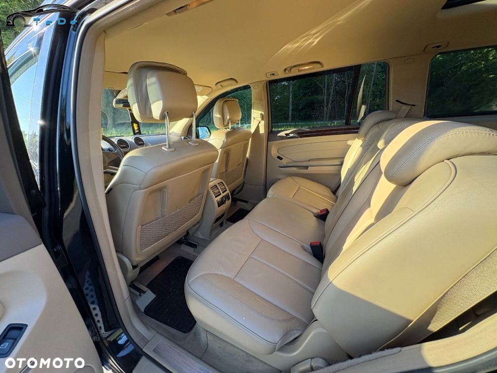 Mercedes-Benz GL 450 CDI DPF 4Matic 7G-TRONIC - 23