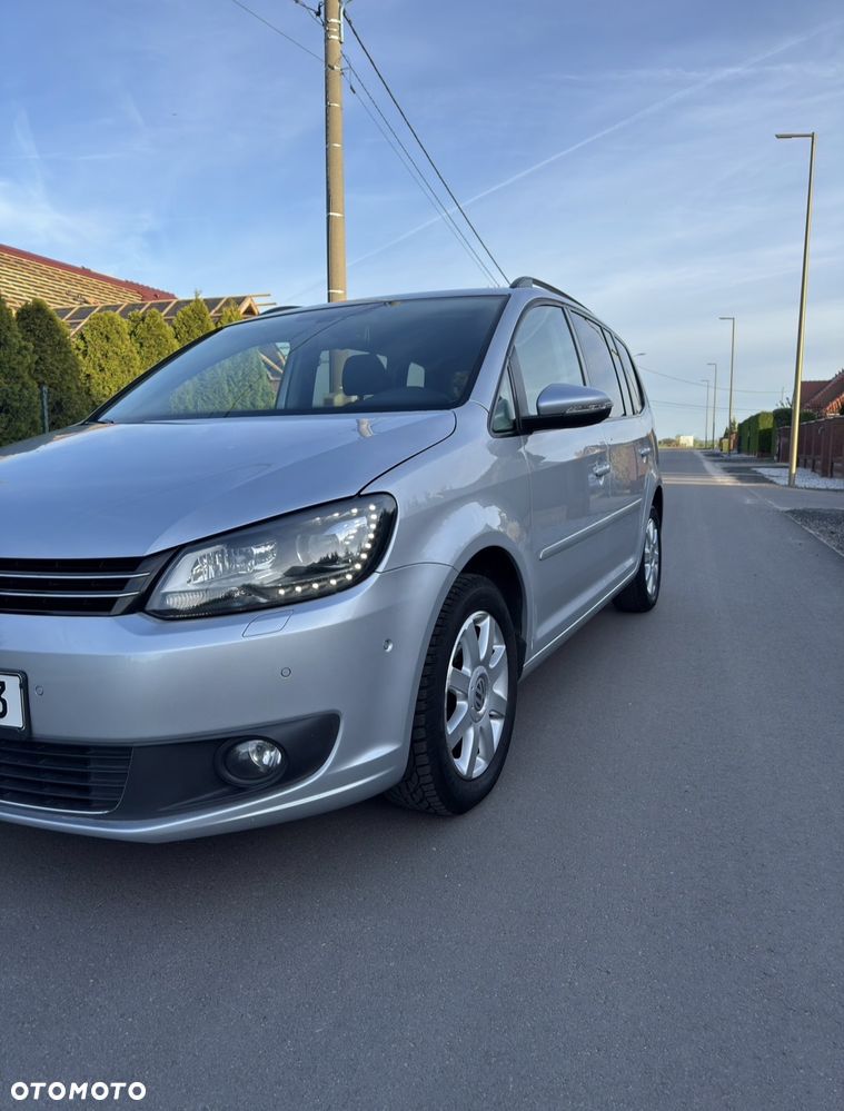 Volkswagen Touran 1.6 TDI DPF BlueMotion Technology Highline - 4