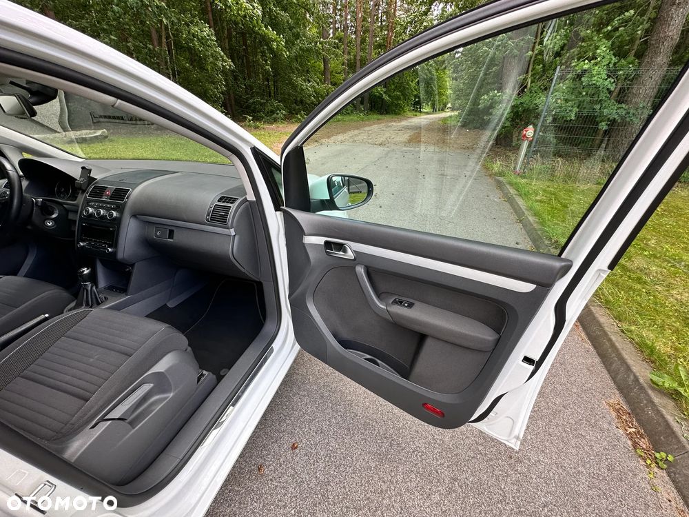 Volkswagen Touran 1.4 TSI Cup - 30