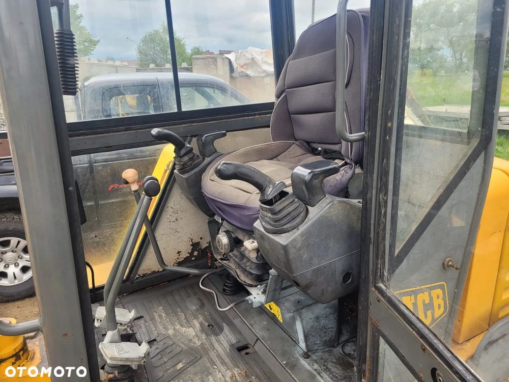 JCB 803 - 3