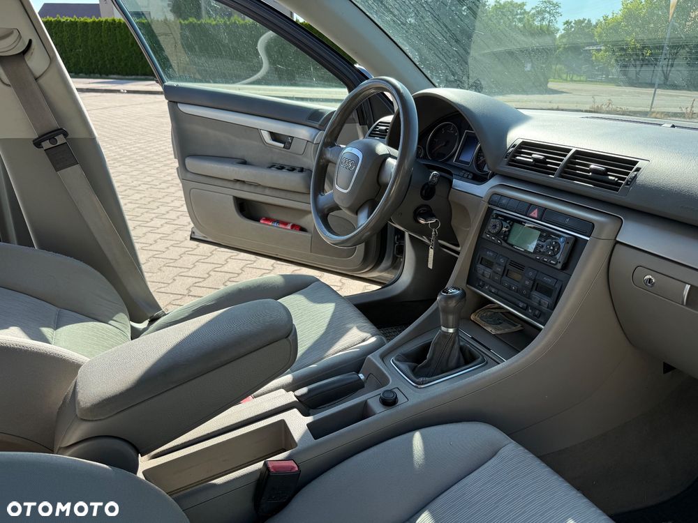 Audi A4 Limousine 2.0 TDI - 24