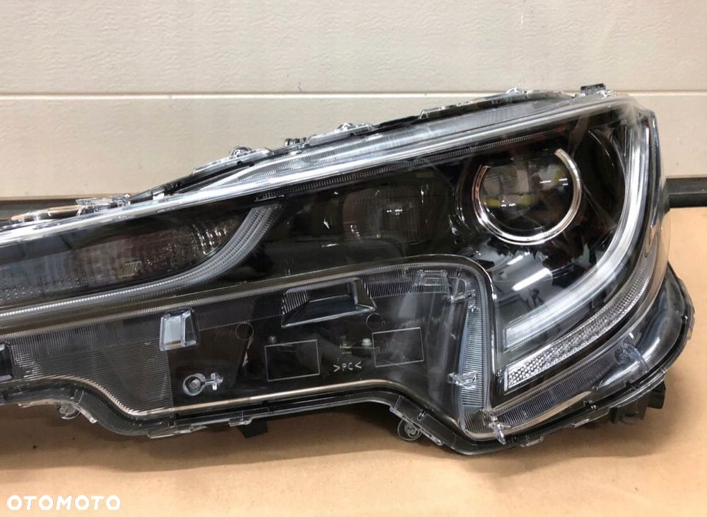 lampy full led toyota corolla xii e210 soczewki 2018-> brand - 2
