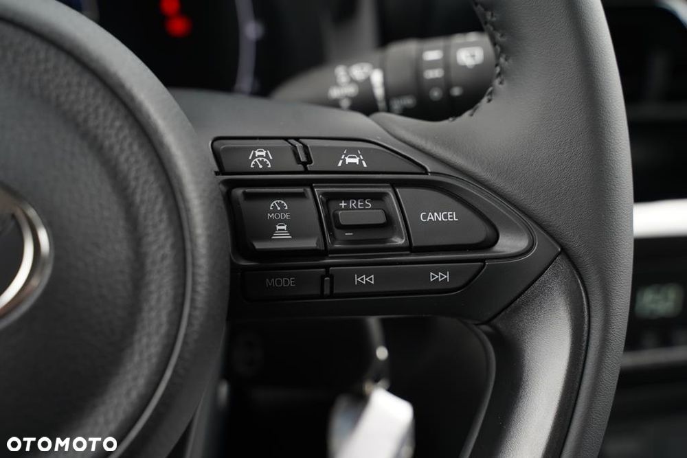 Toyota Yaris Cross Hybrid 1.5 Comfort - 17