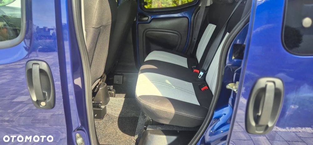 Fiat Qubo - 11