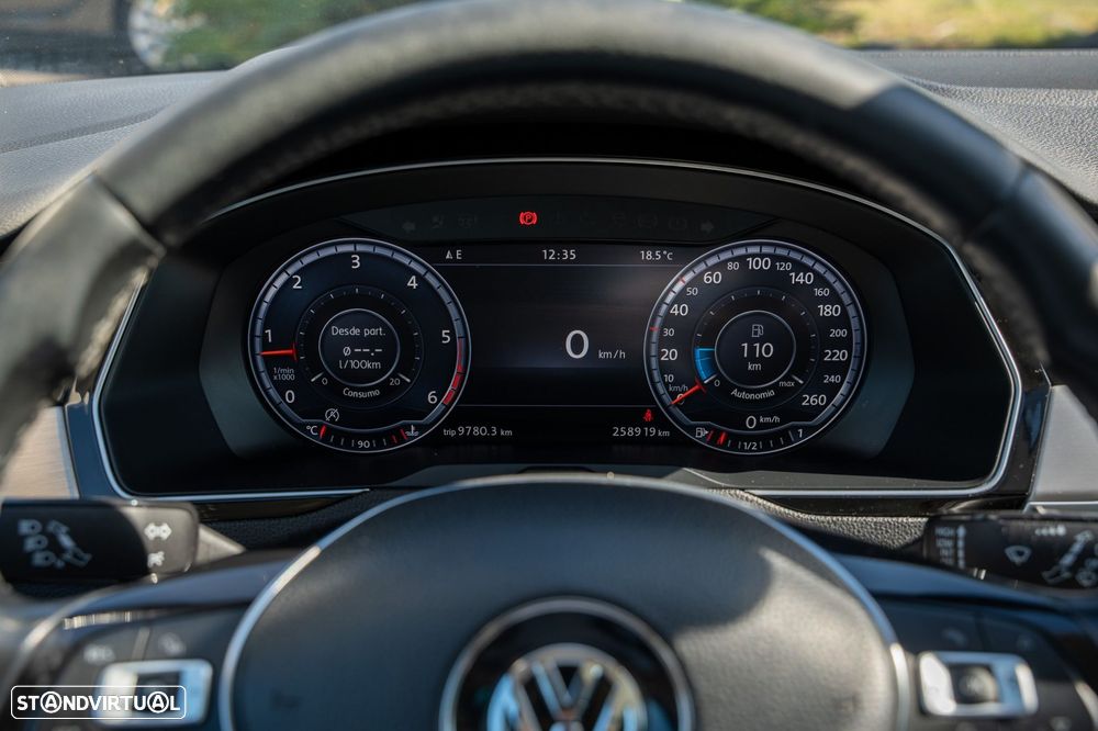 VW Passat Variant 1.6 TDI Highline - 10