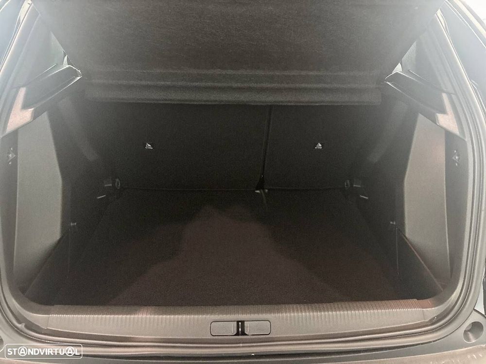 Peugeot 2008 1.2 Hybrid Allure e-DCS6 - 6