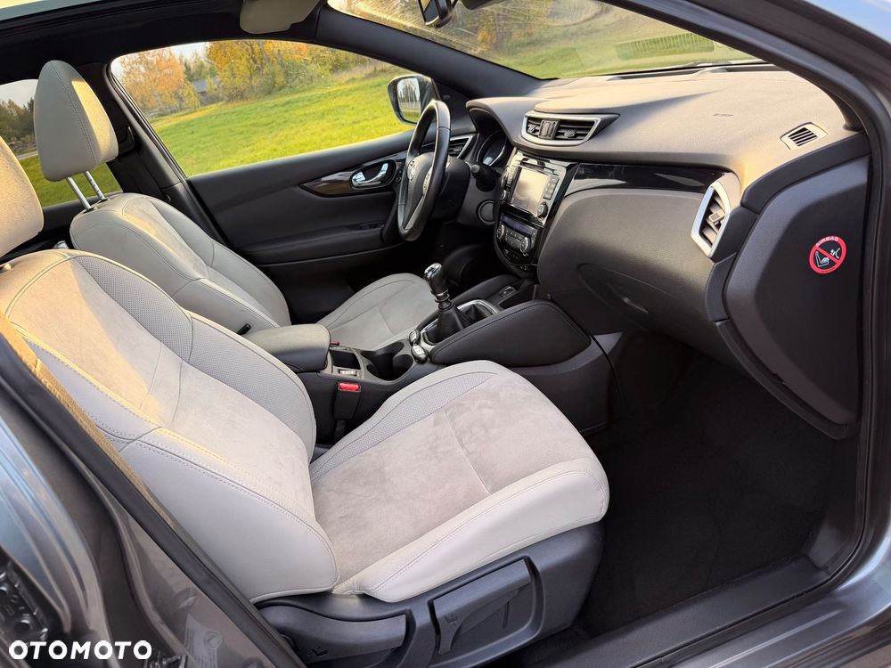 Nissan Qashqai 1.6 DCi Tekna+ - 30
