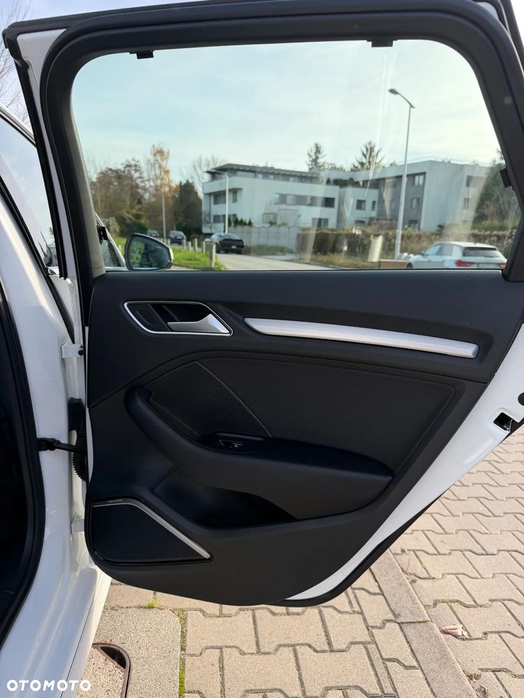 Audi A3 Sportback 1.5 TFSI Sport S tronic - 15