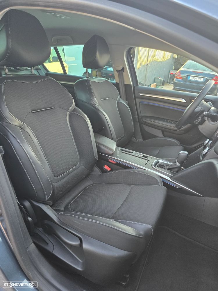 Renault Mégane Sport Tourer 1.3 TCe Techno EDC - 12
