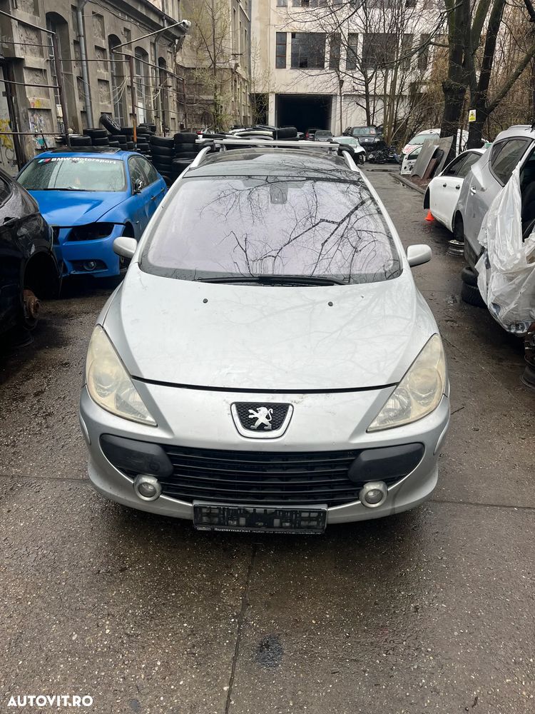Dezmembrez Peugeot 307 SW facelift break 2006 1,6 HDI gri argintiu - 8
