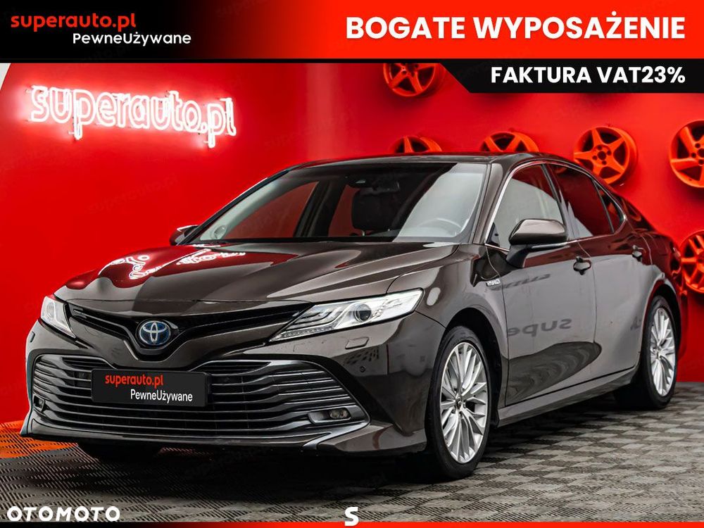 Toyota Camry 2.5 Hybrid Executive CVT - 2