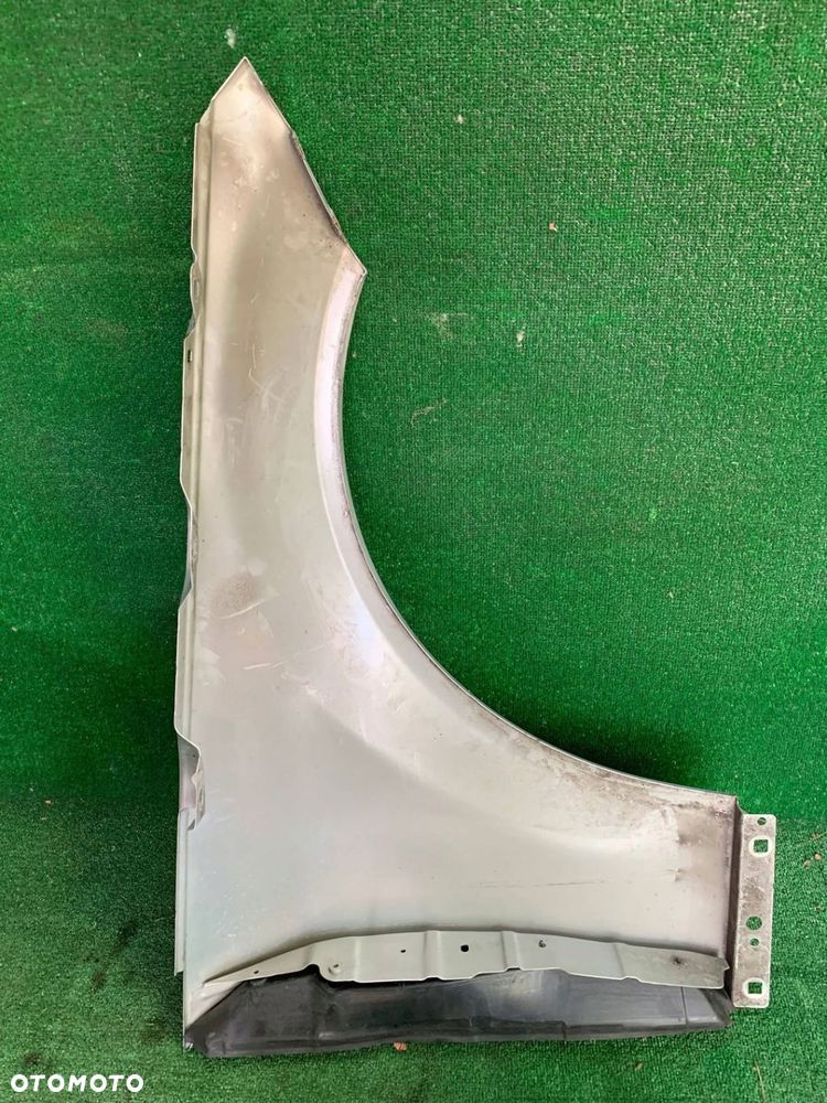 Błotnik przedni przód lewy Mercedes-Benz C W204 srebrny A2048810101 WWA - 5