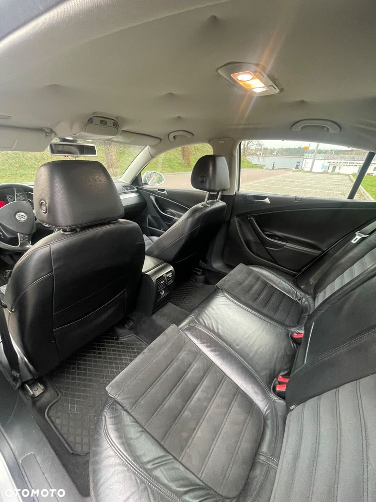 Volkswagen Passat 2.0 TDI DPF Comfortline DSG - 9