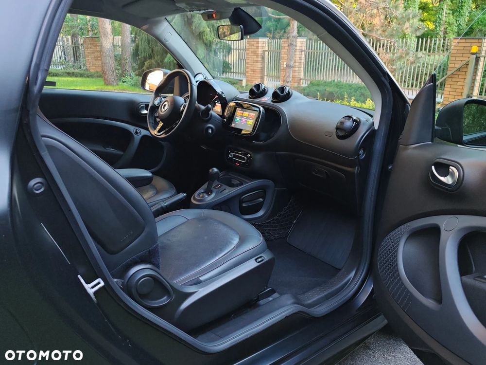 Smart Fortwo EQ - 18