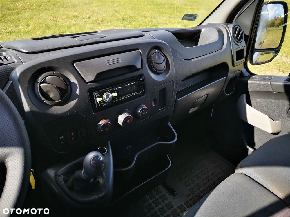Renault Master - 10