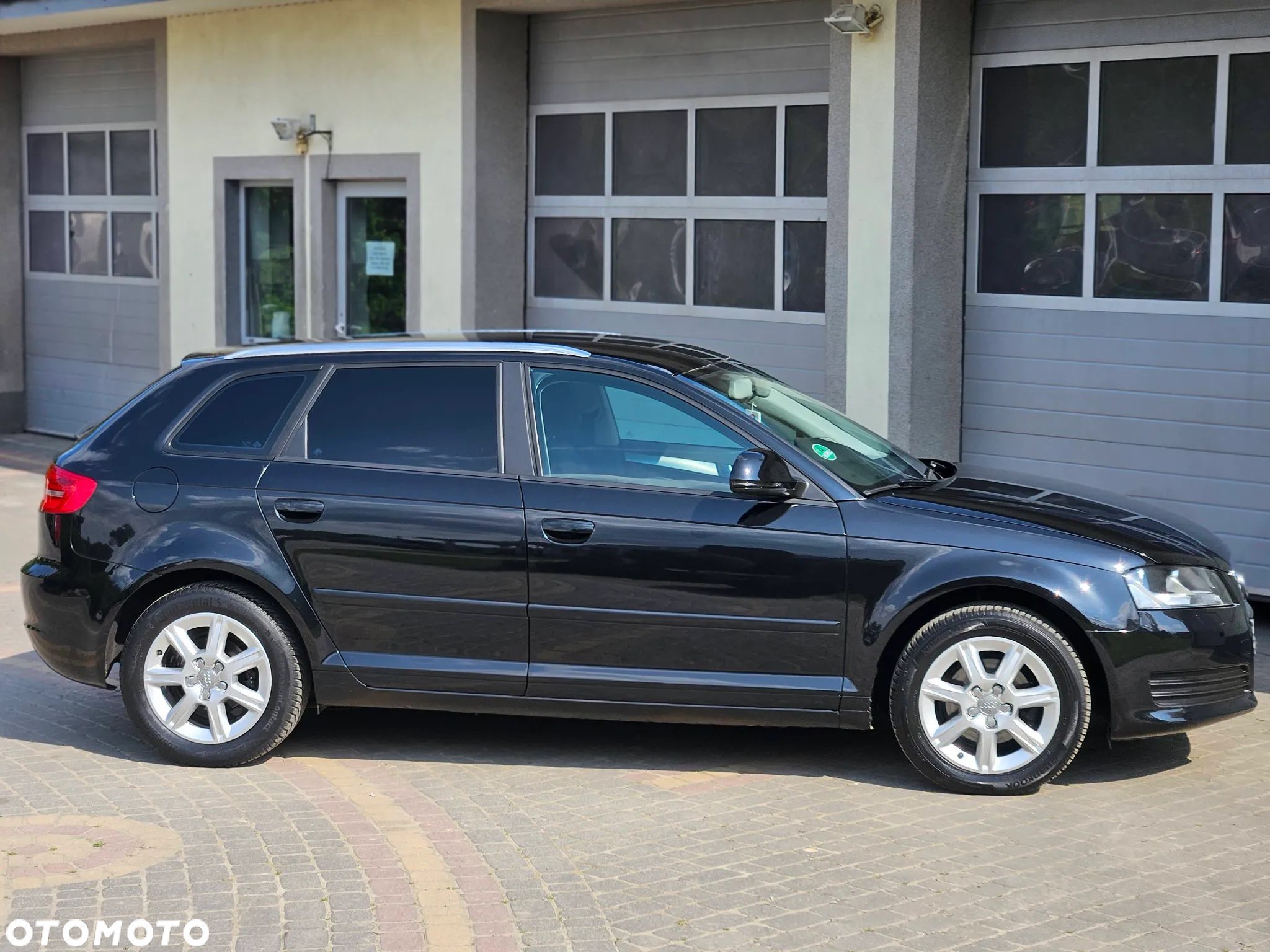 Audi A3 1.6 Sportback S tronic Ambiente - 16