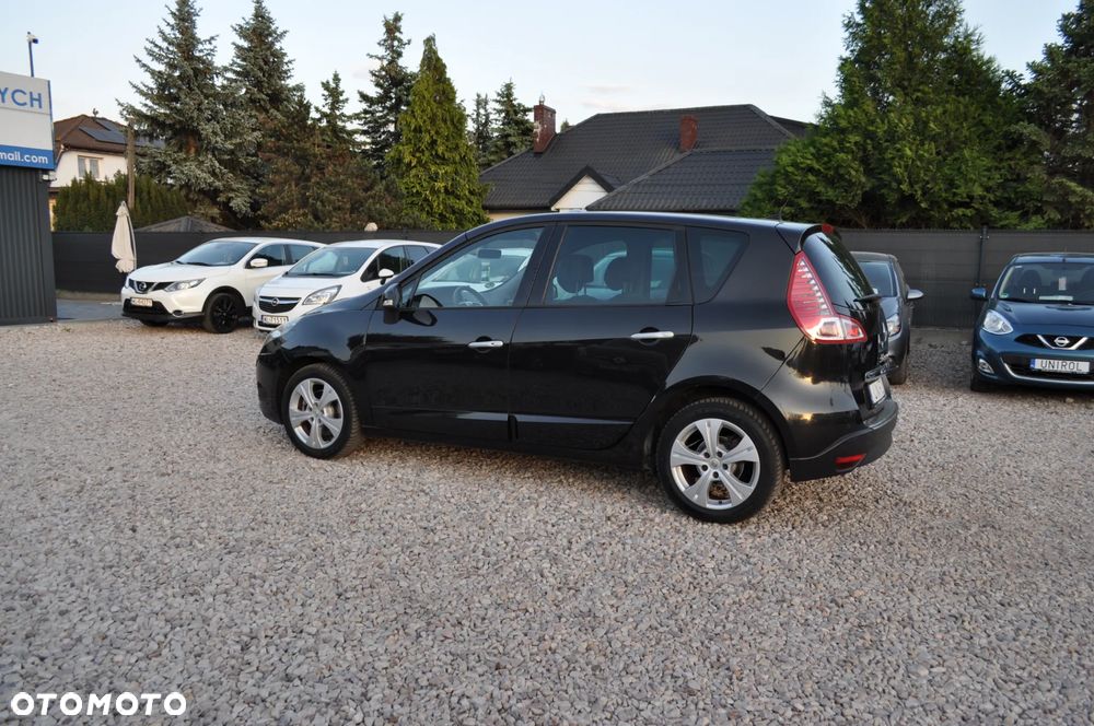 Renault Scenic 2.0 16V 140 CVT Luxe - 8