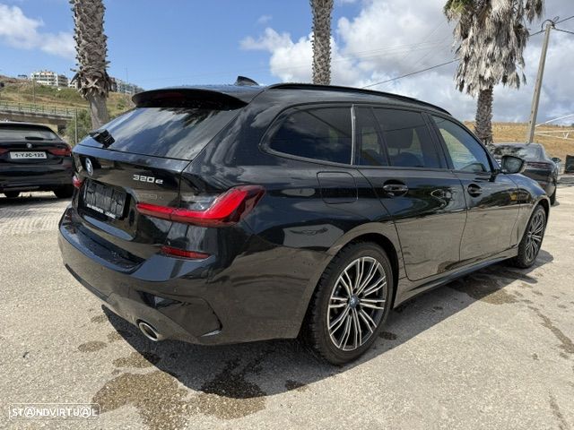 BMW 320 - 3