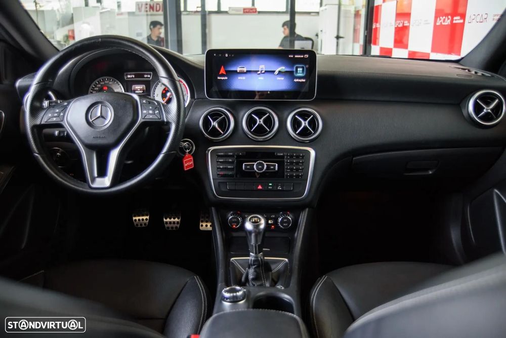 Mercedes-Benz A 200 CDI (BlueEFFICIENCY) Urban - 44