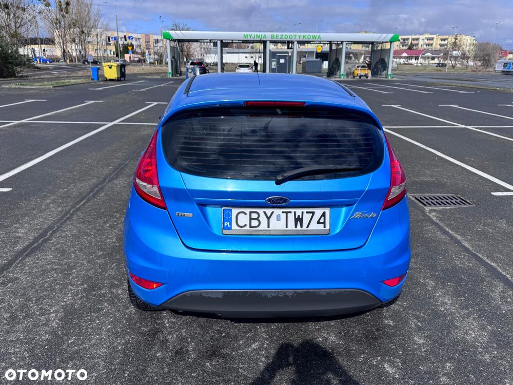 Ford Fiesta 1.4 TDCi Ambiente - 4