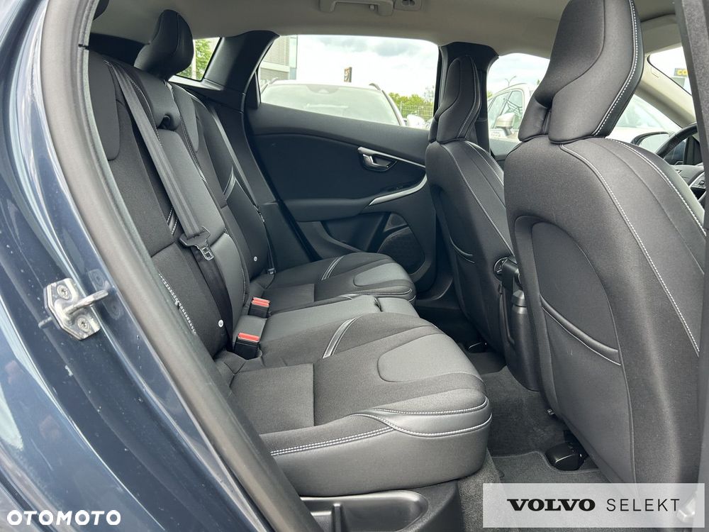 Volvo V40 - 20