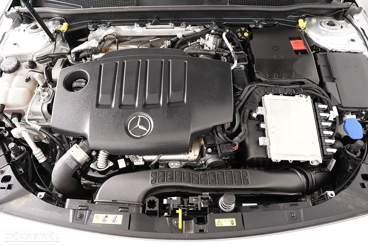 Mercedes-Benz CLA 180 d Shooting Brake AMG Line Aut. - 37