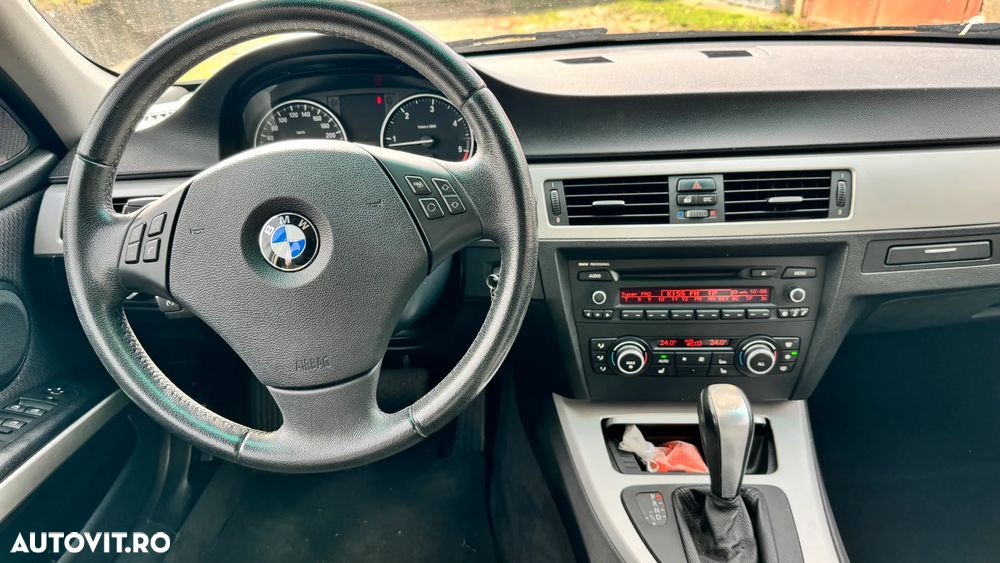 BMW Seria 3 - 13