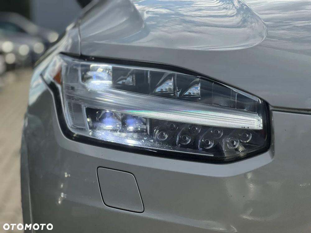 Volvo XC 90 - 11