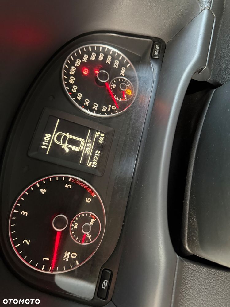 Volkswagen Caddy - 15