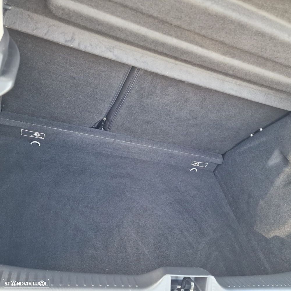 Renault Clio 0.9 TCE Dynamique S - 30