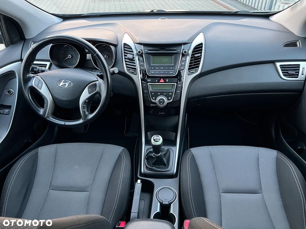 Hyundai i30 - 11