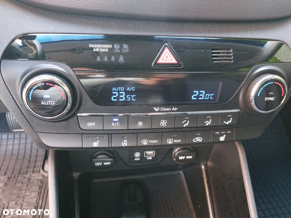 Hyundai Tucson 2.0 CRDI BlueDrive Style 2WD - 13