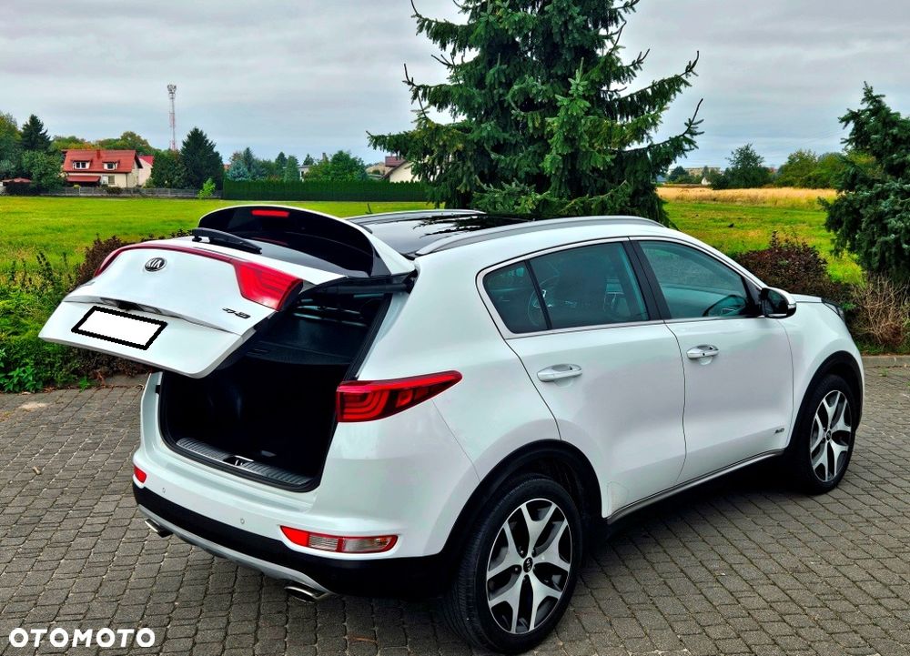 Kia Sportage 2.0 CRDI 4WD Dream-Team Edition - 13