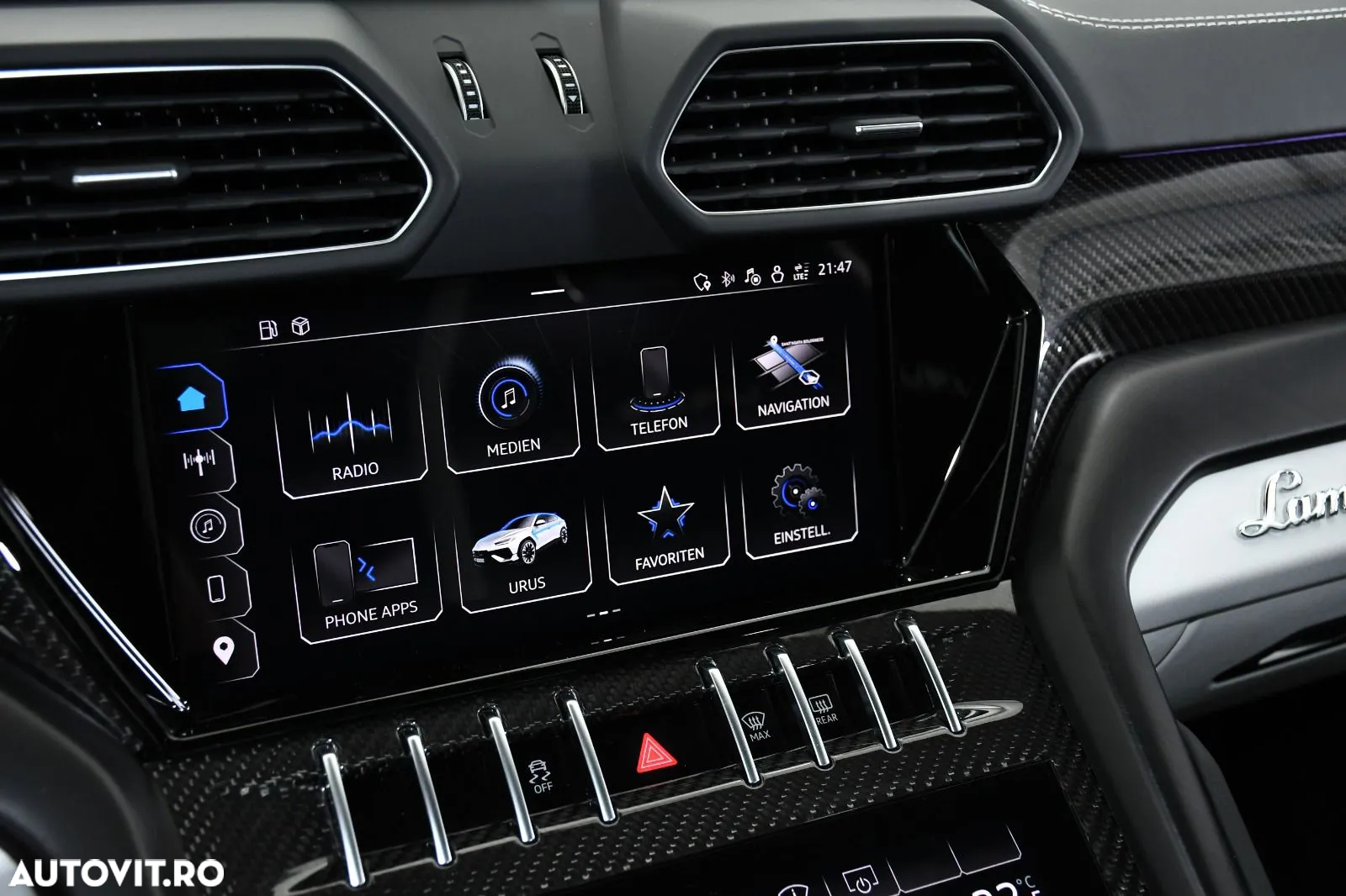 Lamborghini URUS - 32