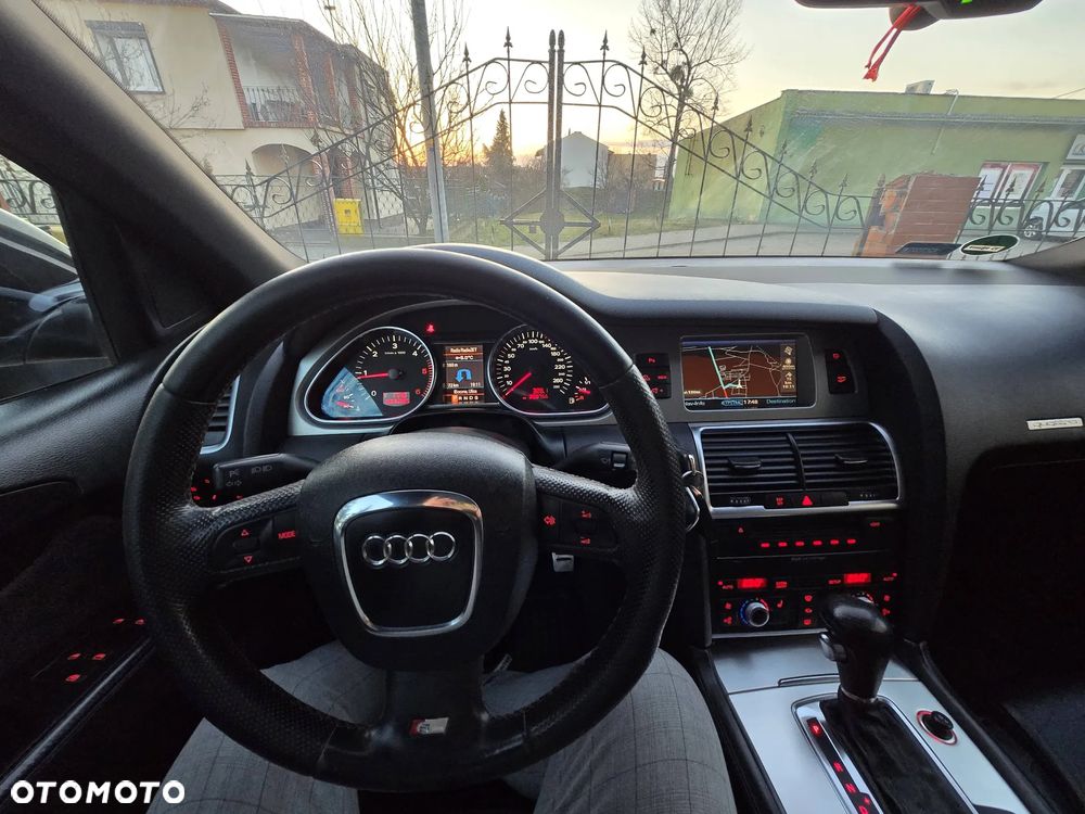 Audi Q7 - 2