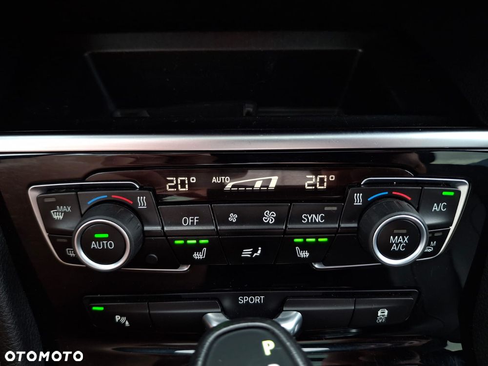 BMW Seria 2 220d GT xDrive - 34