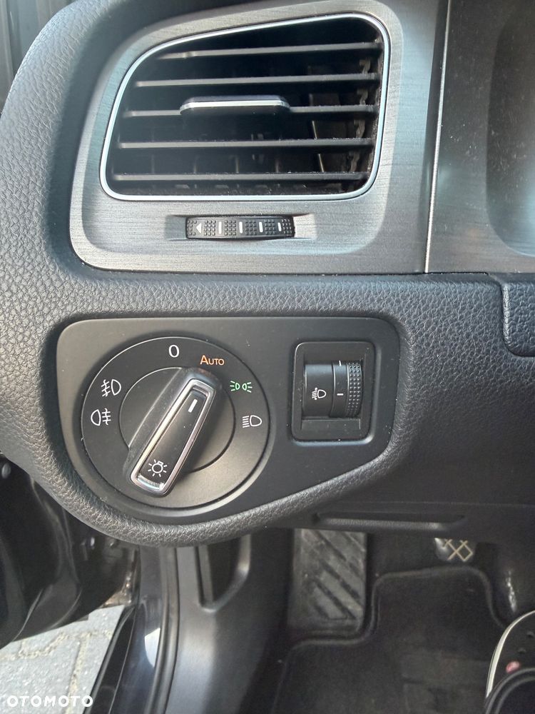 Volkswagen Golf - 19