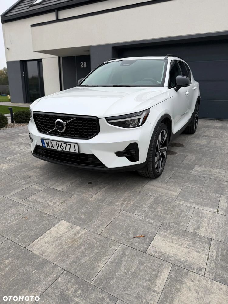 Volvo XC 40 B5 AWD Ultimate Dark - 6